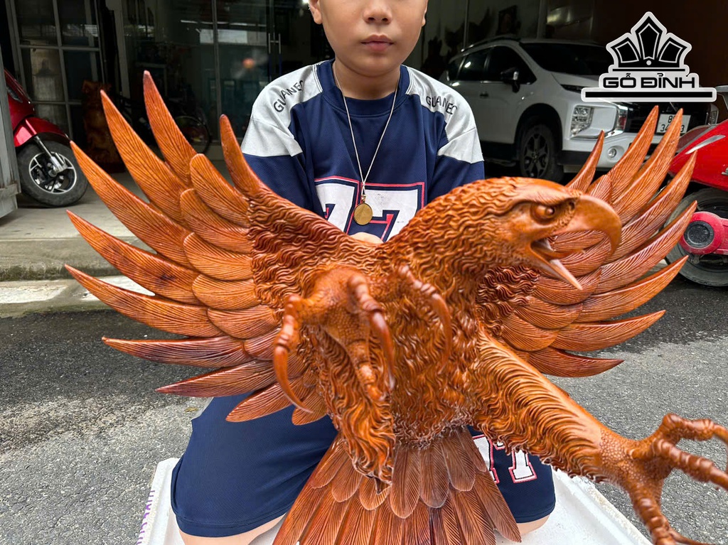 tuong-dai-bang-go-huong-cao-56-ngang-60-sau-25-cm-468765