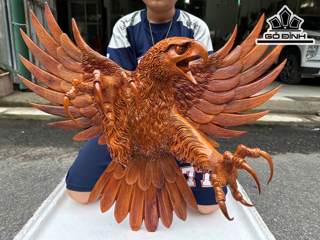 tuong-dai-bang-go-huong-cao-56-ngang-60-sau-25-cm-468766