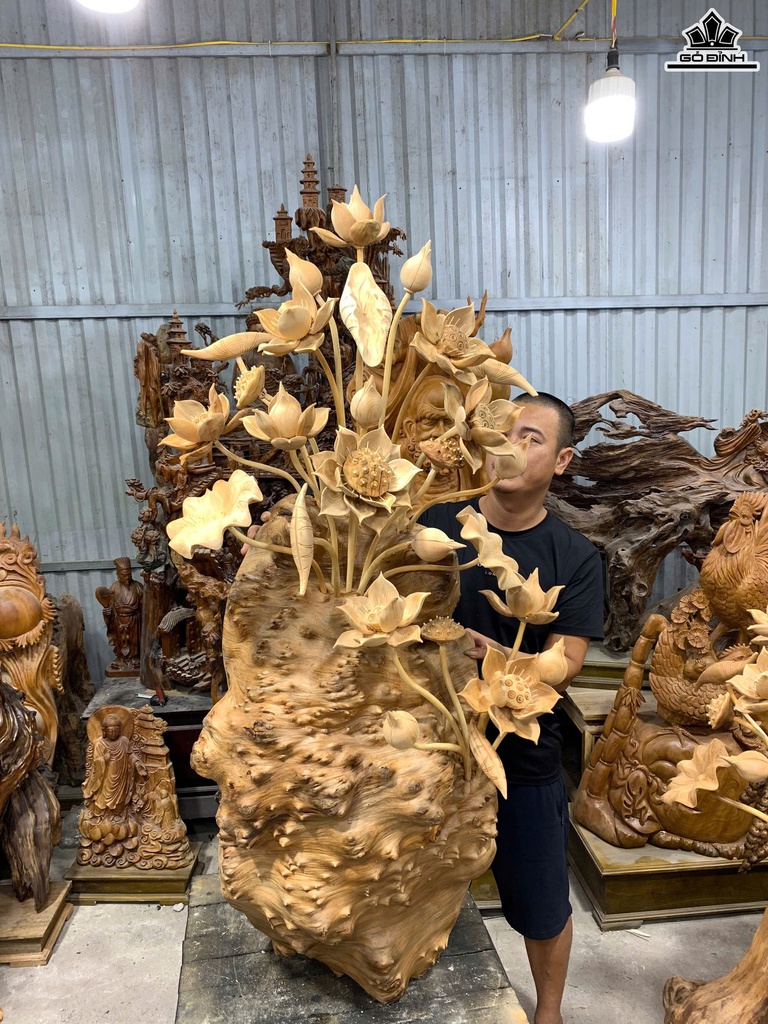 binh-hoa-sen-go-nu-ngoc-am-cao-140-ngang-65-sau-45-cm-468827