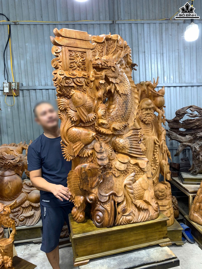 tuong-ca-chep-vuot-vu-mon-hoa-rong-go-ngoc-am-cao-130-ngang-65-sau-35-cm-ca-ky-150-468842