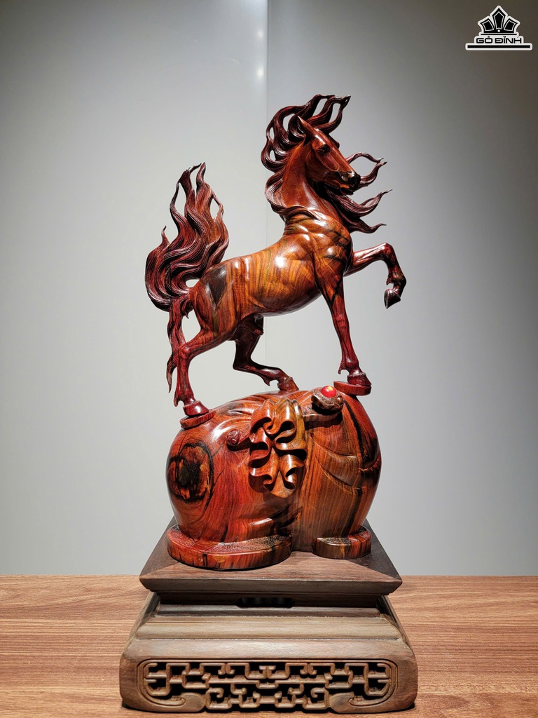 tuong-ngua-phong-thuy-nhat-ma-thong-dong-go-trac-cao-41-ngang-25-sau-16-cm-468918