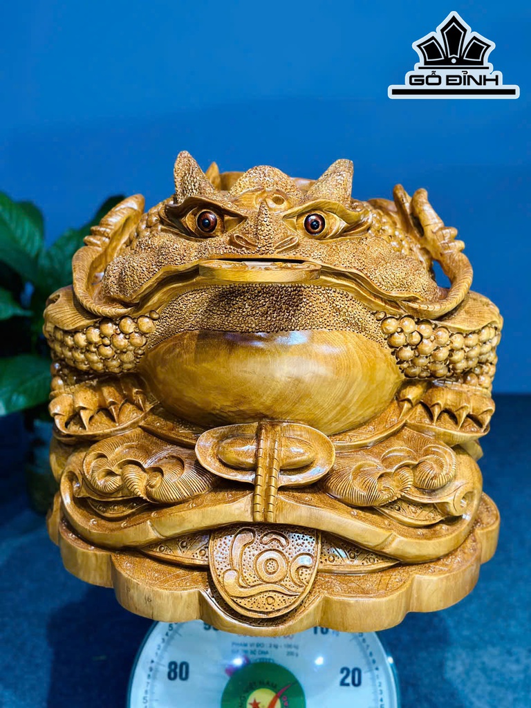 tuong-thiem-thu-go-go-vang-cao-39-ngang-46-sau-47-cm-469100