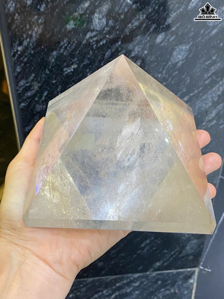 kim-tu-thap-thach-anh-trang-cao-95-cm-vuong-day-115-cm-trong-luong-129kg-469182