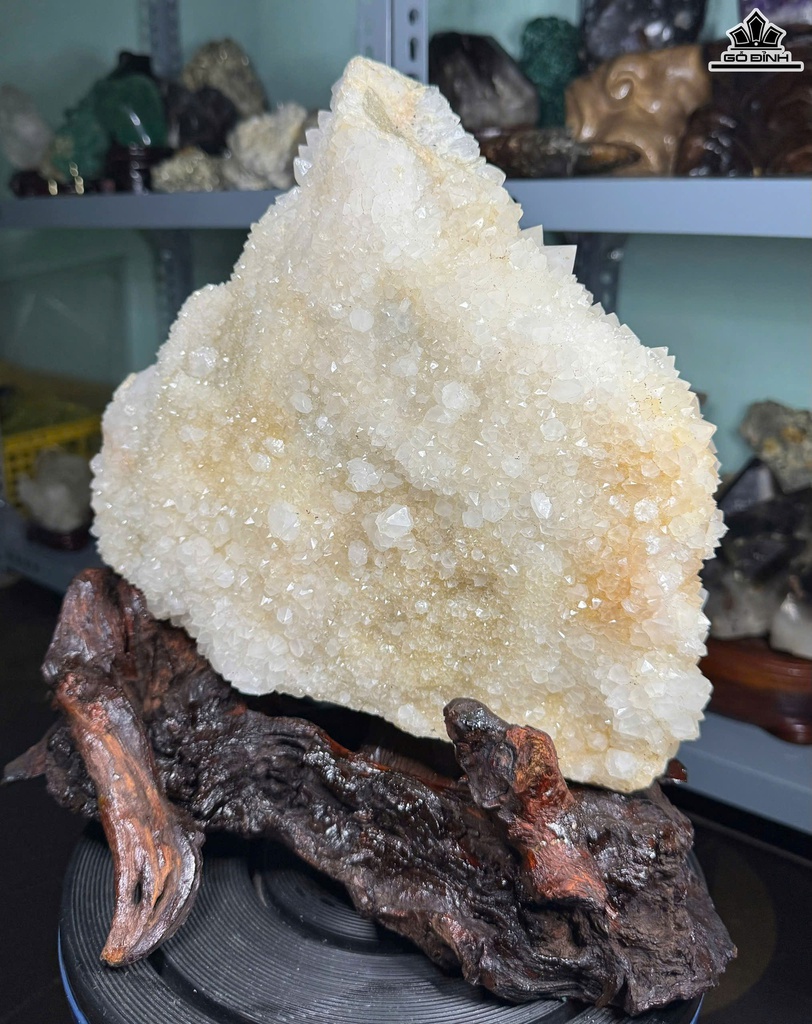 thach-anh-tinh-the-trang-guong-cao-31-ngang-29-cm-58kg-469257