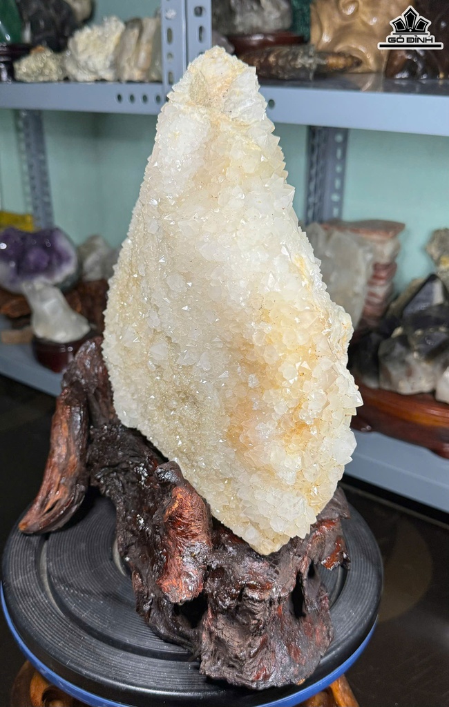 thach-anh-tinh-the-trang-guong-cao-31-ngang-29-cm-58kg-469258