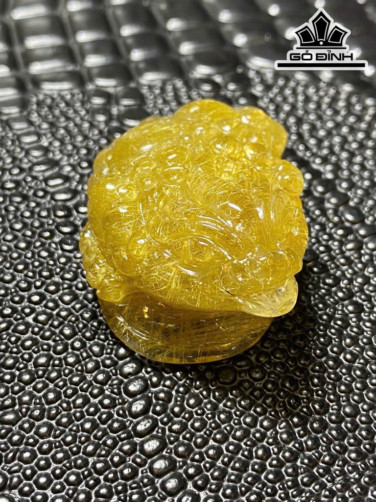 thiem-thu-da-thach-anh-toc-vang-da-kiem-dinh-liulab-976873-469399