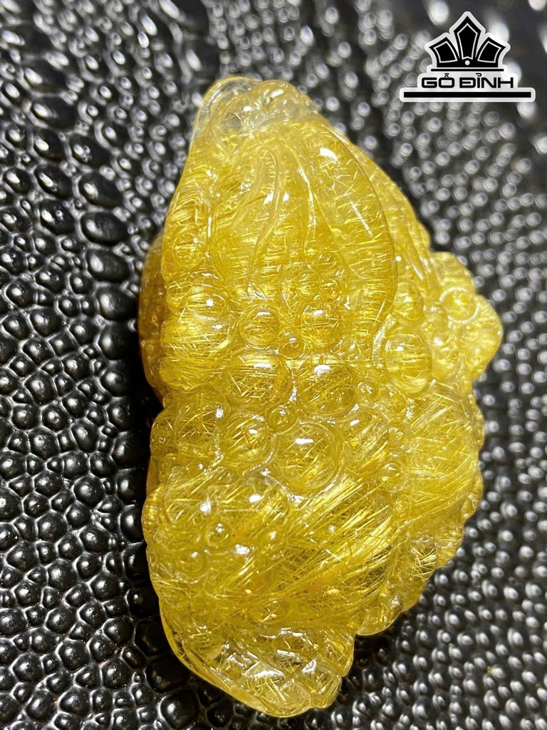 thiem-thu-da-thach-anh-toc-vang-da-kiem-dinh-liulab-976873-469401