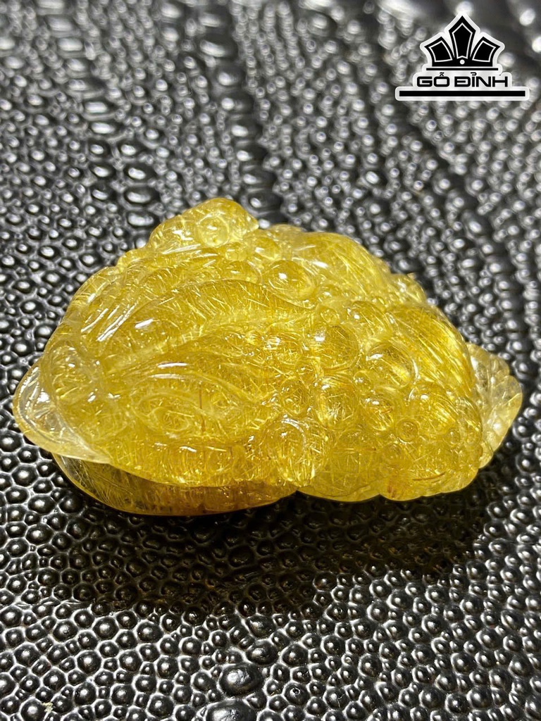 thiem-thu-da-thach-anh-toc-vang-da-kiem-dinh-liulab-976873-469402