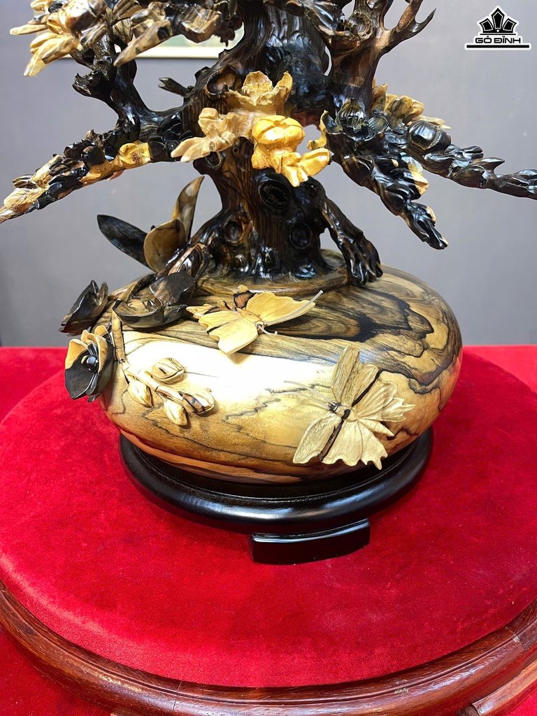 binh-hoa-mai-phu-quy-go-mun-hoa-cao-55-ngang-35-sau-28-cm-469442