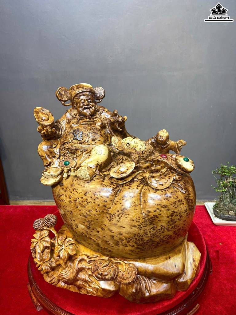 tuong-than-tai-go-nu-ngoc-am-cao-43-ngang-40-sau-25-cm-469462