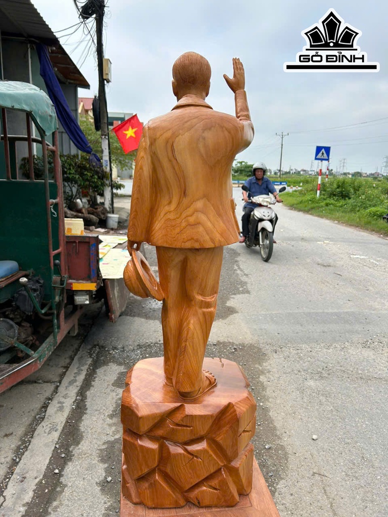 chu-tich-ho-chi-minh-go-ngoc-am-cao-108-ngang-32-sau-29-cm-469978