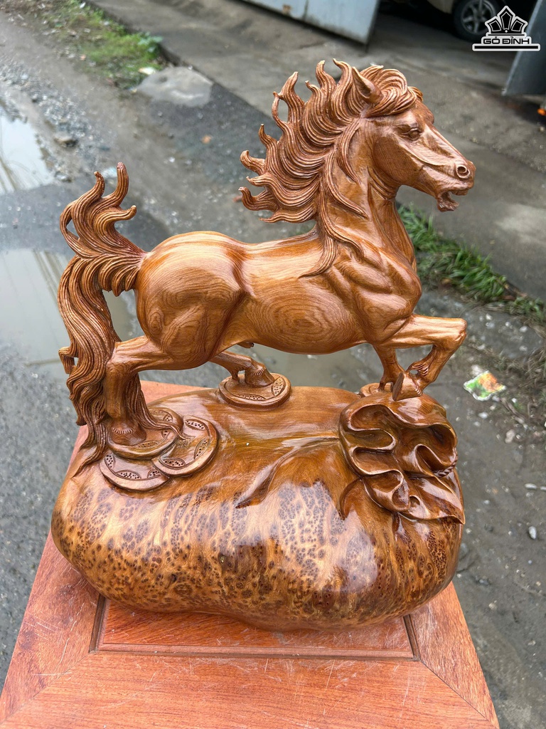 tuong-ngua-phong-thuy-nhat-ma-phi-thien-go-nu-ngoc-am-cao-41-ngang-33-sau-20-cm-469982