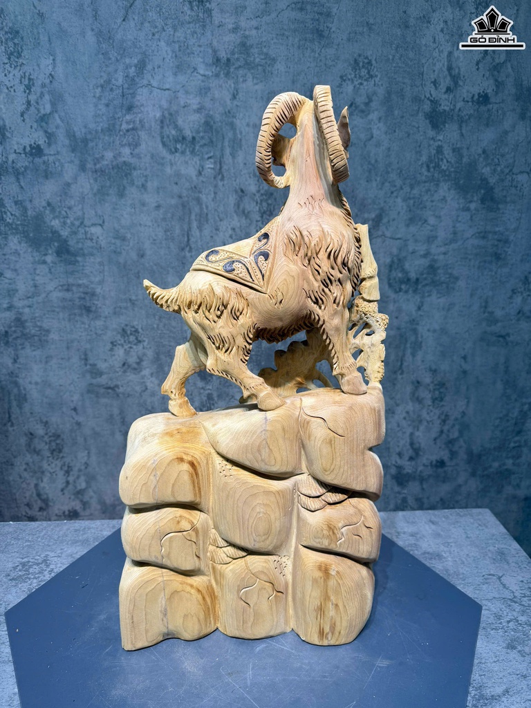 tuong-nhat-duong-go-ngoc-am-cao-70-ngang-35-sau-16-cm-14kg-470072