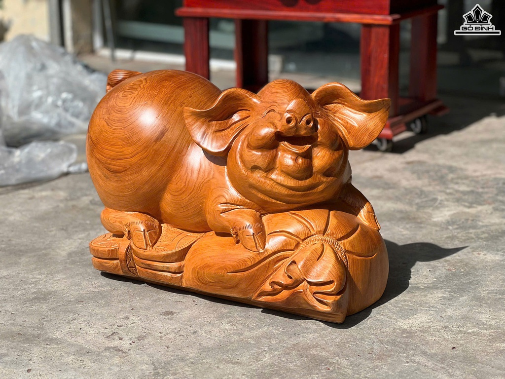 tuong-heo-go-ngoc-am-cao-28-ngang-52-sau-36-cm-470120