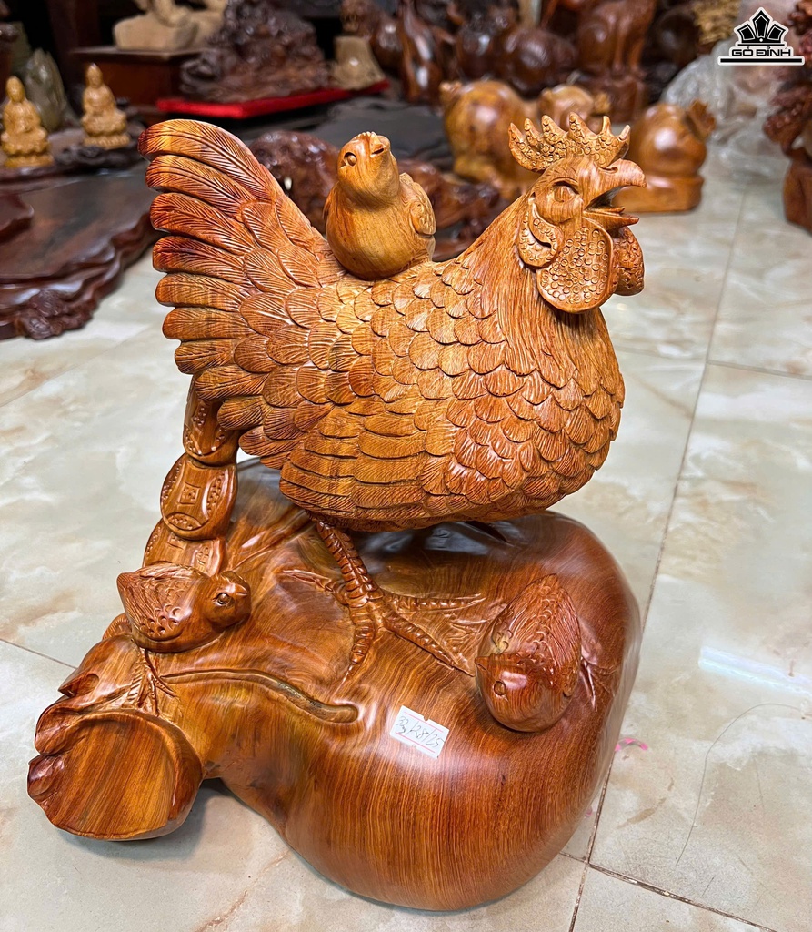 tuong-ga-phong-thuy-go-huong-cao-32-ngang-28-sau-25-cm-470532