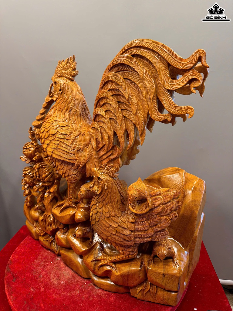 tuong-gia-dinh-ga-toan-gia-phuc-go-ngoc-am-cao-65-ngang-64-sau-28-cm-470614