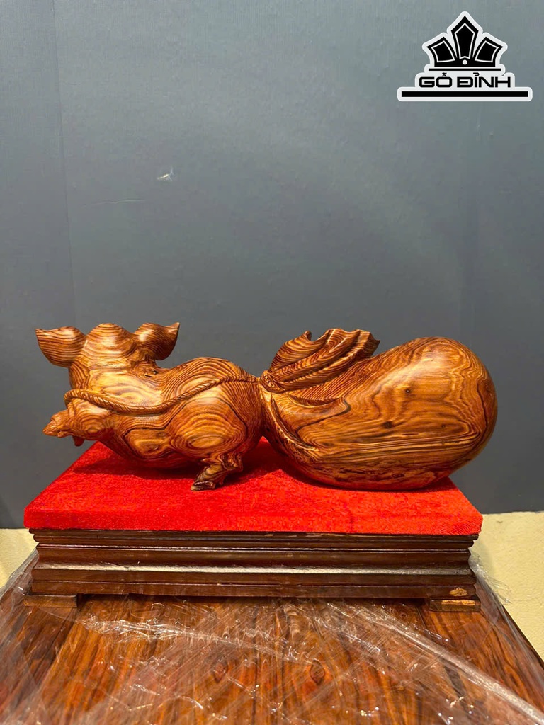 tuong-heo-go-cam-cao-12-ngang-32-sau-9-cm-470660