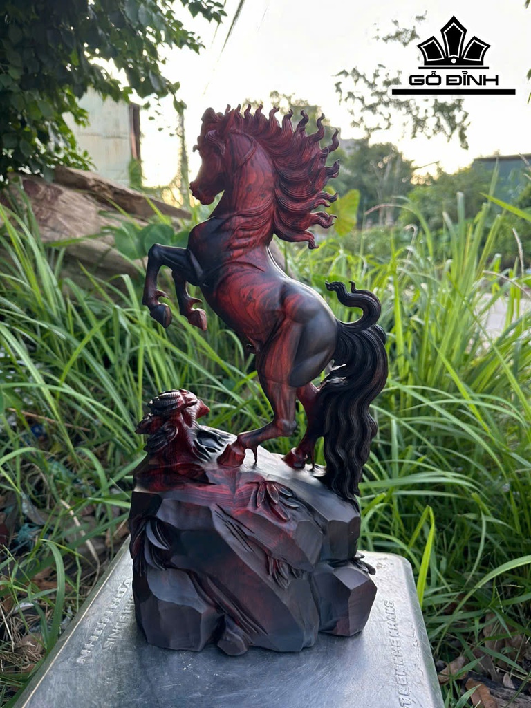 tuong-ngua-phong-thuy-nhat-ma-phi-thien-go-trac-cao-46-ngang-22-sau-14-cm-470662