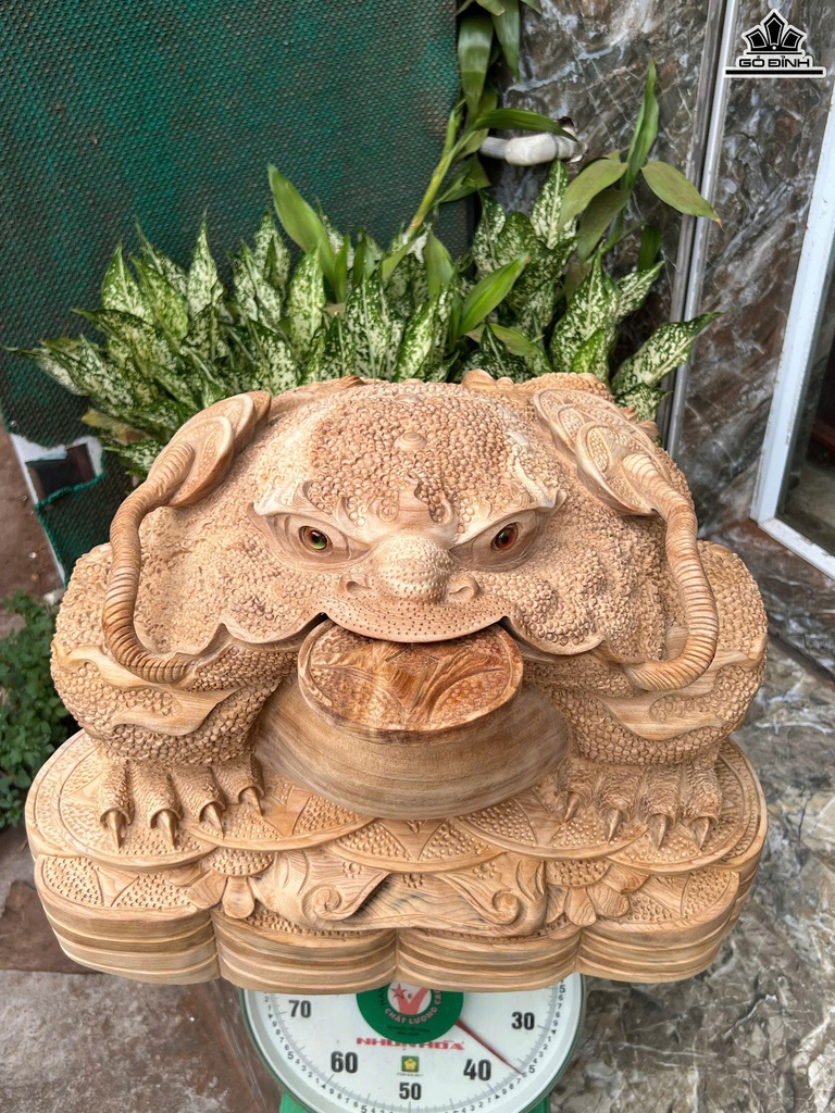 tuong-thiem-thu-go-ngoc-am-cao-35-ngang-50-sau-48-cm-470732