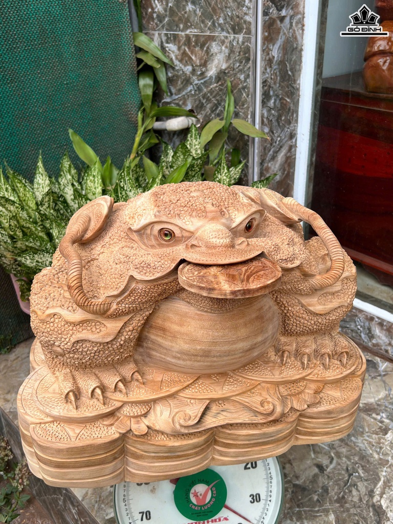 tuong-thiem-thu-go-ngoc-am-cao-35-ngang-50-sau-48-cm-470733