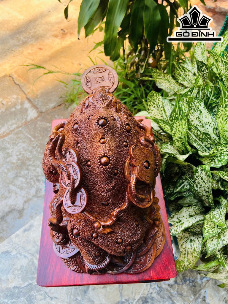 tuong-coc-ngam-tien-go-huong-cao-33-ngang-36-sau-25-cm-470850