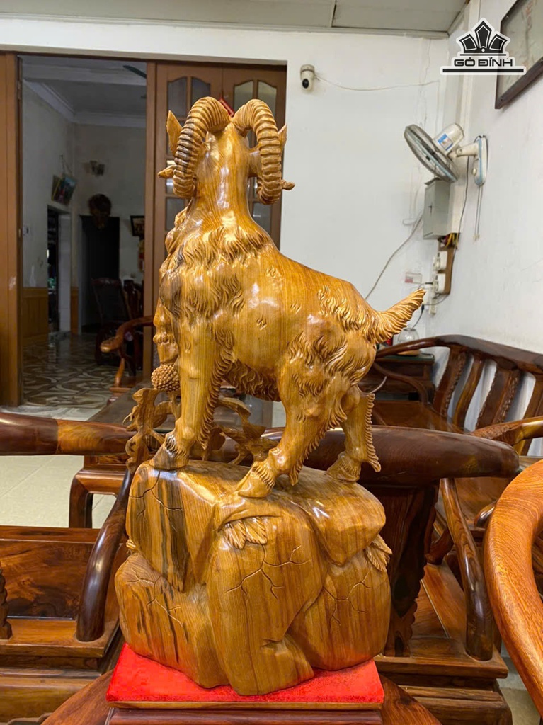 tuong-nhat-duong-go-ngoc-am-cao-63-ngang-33-sau-20-cm-471166