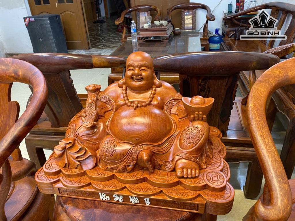 tuong-phat-di-lac-ngoi-van-su-nhu-y-go-huong-cao-38-ngang-60-sau-37-cm-471178