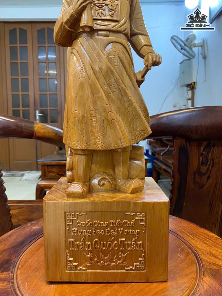 tuong-tran-quoc-tuan-go-ngoc-am-cao-59-ngang-21-sau-16-cm-471216