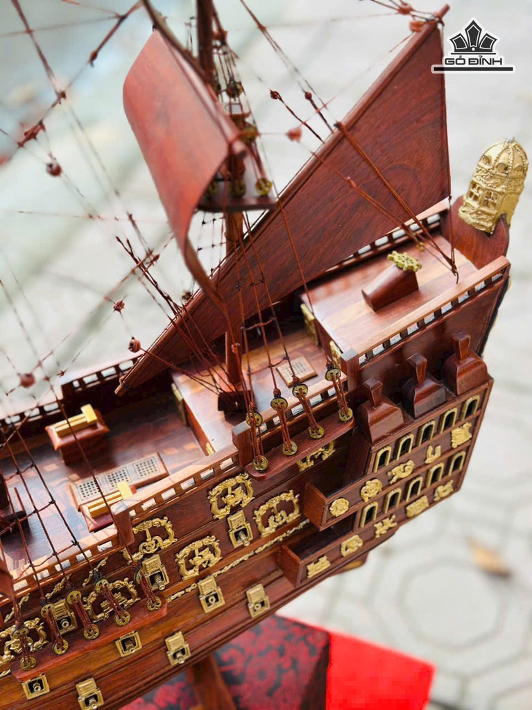 thuyen-buom-xuoi-gio-go-huong-cao-68-ngang-65-sau-18-cm-471229