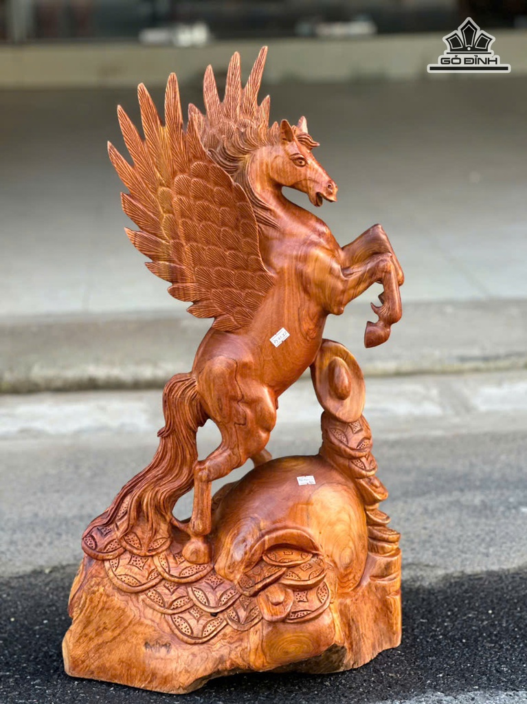 tuong-ngua-nhat-ma-thien-than-go-huong-cao-75-ngang-41-sau-22-cm-471468