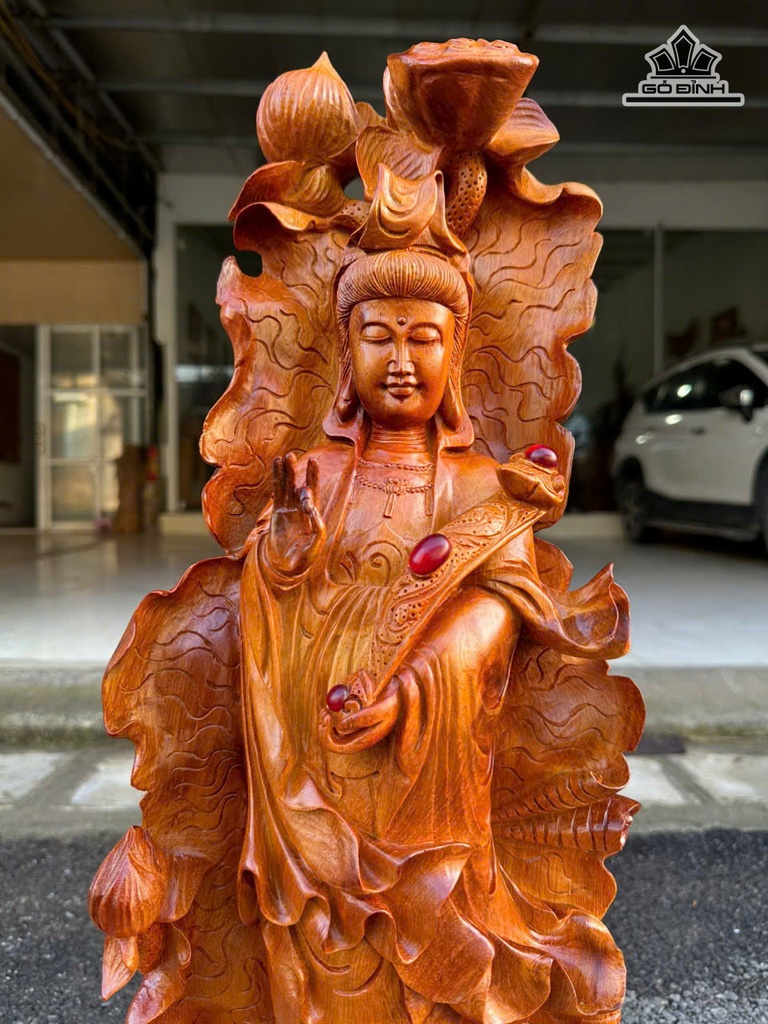 tuong-phat-ba-quan-am-go-huong-cao-70-ngang-23-sau-18-cm-471479