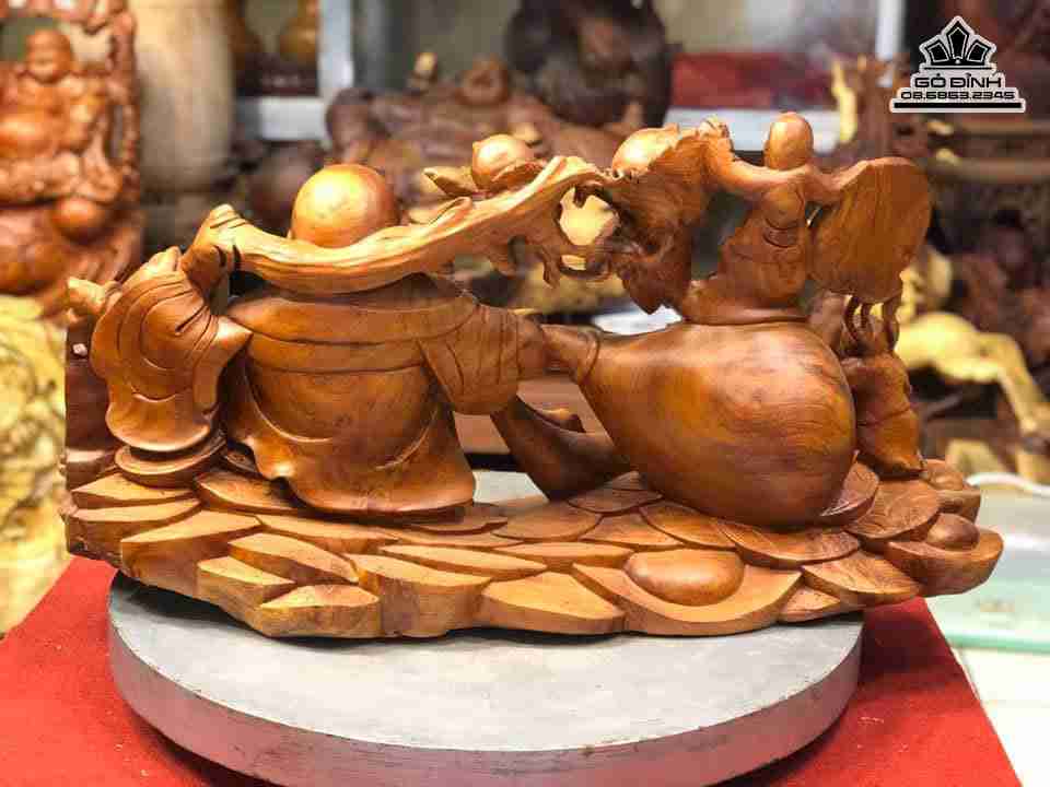 Tuong-Phat-Di-Lac-Keo-Bao-Tien-go-huong