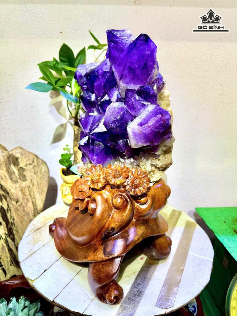 tac-pham-da-thach-anh-tim-cao-40-ngang-22-cm-106kg-471590