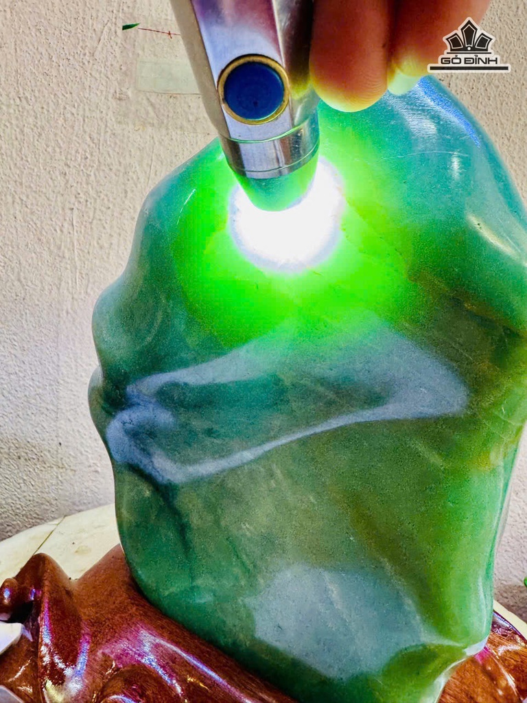 tac-pham-da-thach-anh-xanh-cao-30-ngang-18-cm-78kg-471594