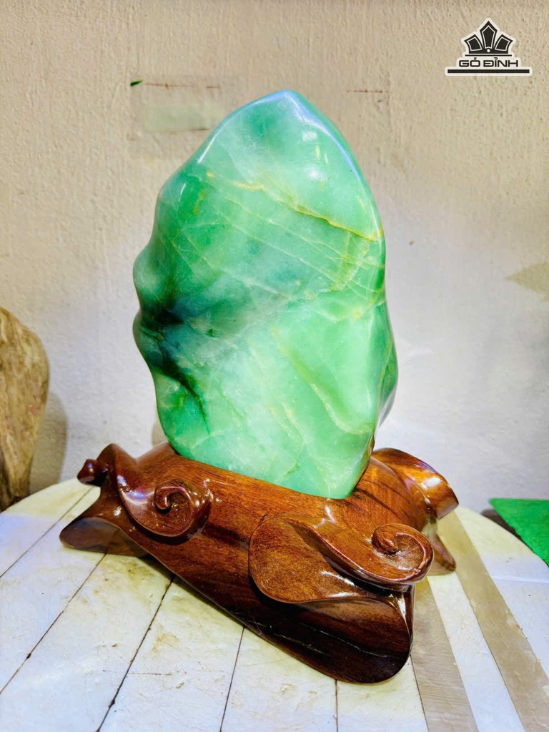 tac-pham-da-thach-anh-xanh-cao-30-ngang-18-cm-78kg-471597