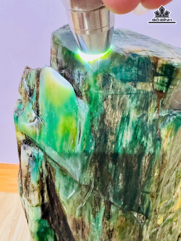 tac-pham-go-hoa-ngoc-xanh-cao-45-ngang-20-cm-97kg-471608