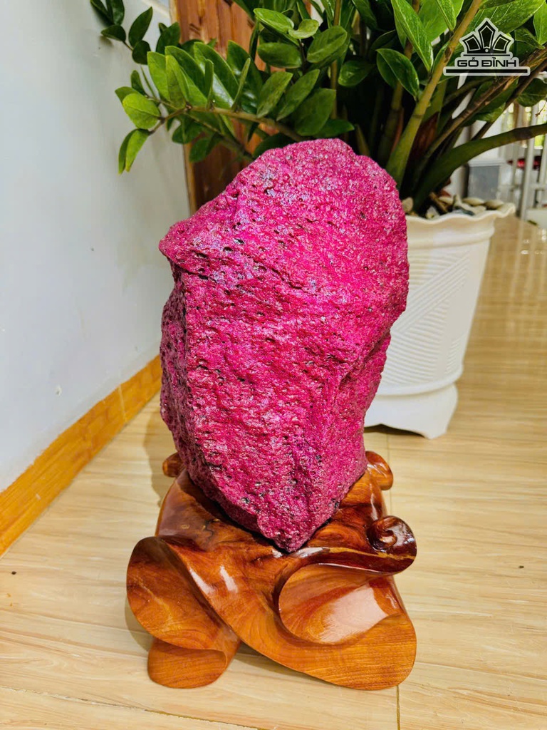 tac-pham-da-hong-ngoc-ruby-cao-48-ngang-23-sau-19-cm-267kg-471654