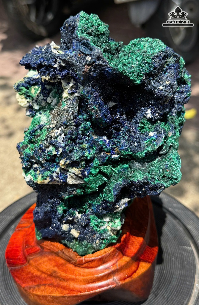 tac-pham-azurite-cao-235-ngang-16-cm-418kg-471690