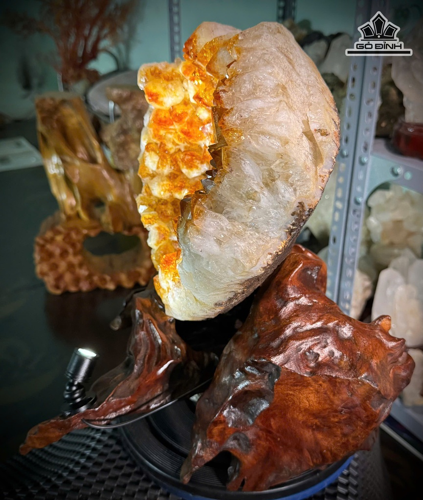 tac-pham-thach-anh-vang-cao-34-ngang-30-cm-125kg-471744