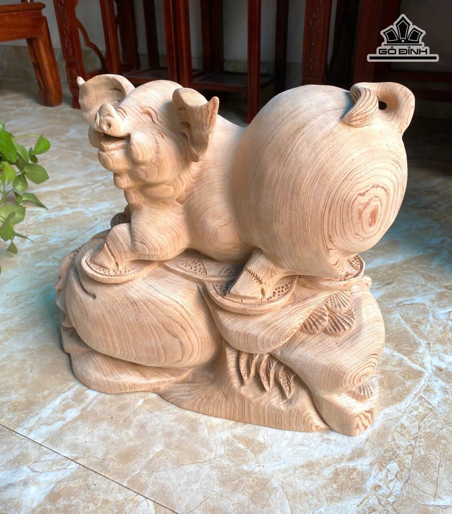 tuong-heo-go-ngoc-am-cao-35-ngang-44-sau-18-cm-472468