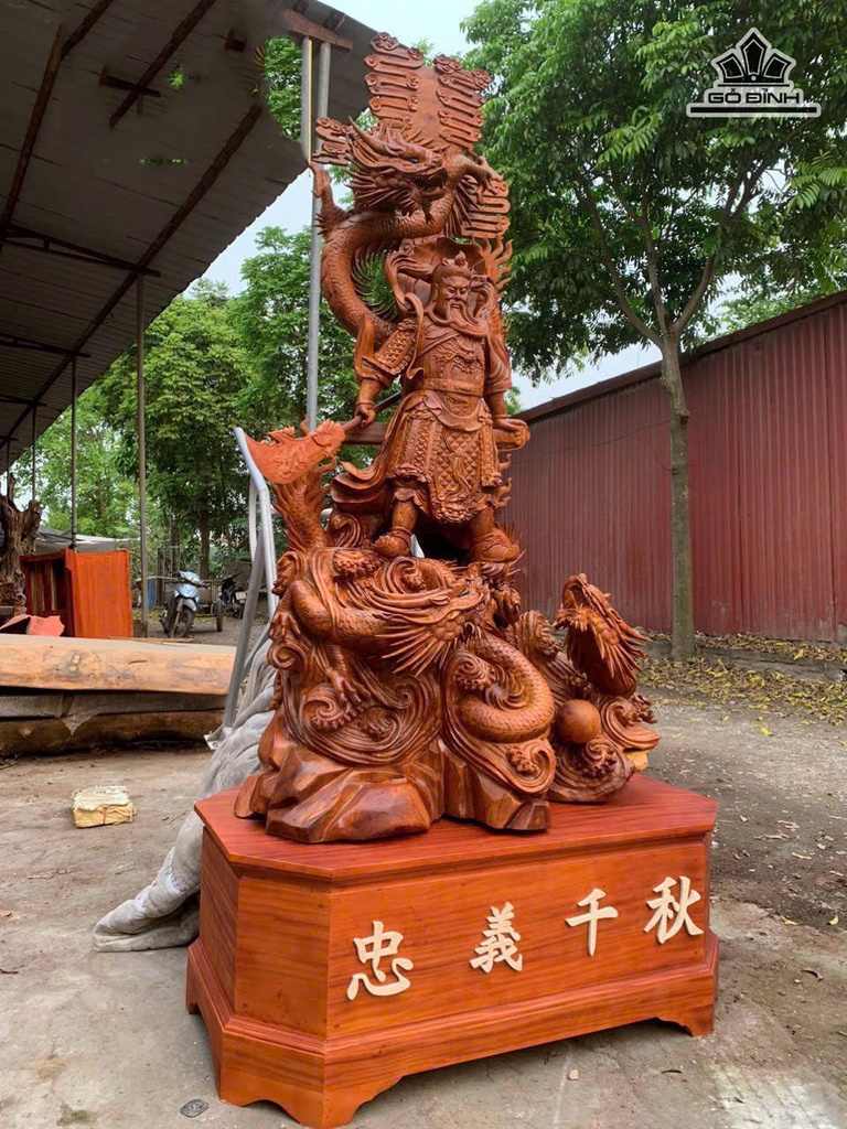 tuong-quan-van-truong-hang-long-go-huong-cao-186-ca-ky-cao-231-rong-110-sau-68-cm-472601