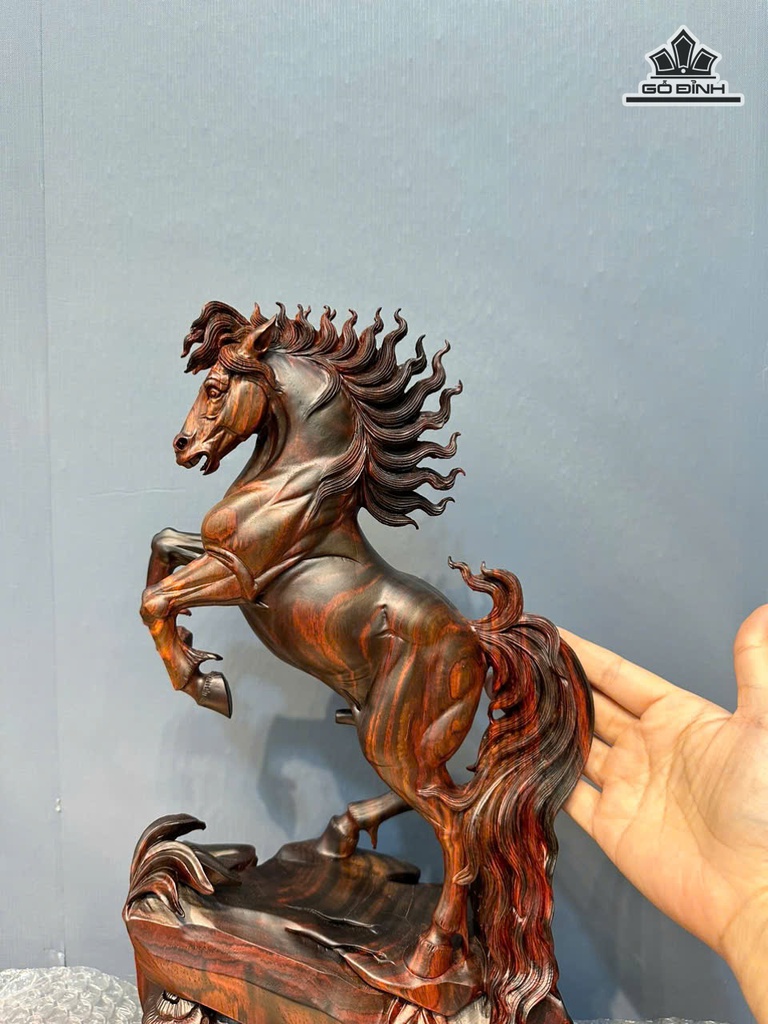 tuong-ngua-phong-thuy-nhat-ma-phi-thien-go-trac-cao-41-ngang-20-sau-11-cm-472978