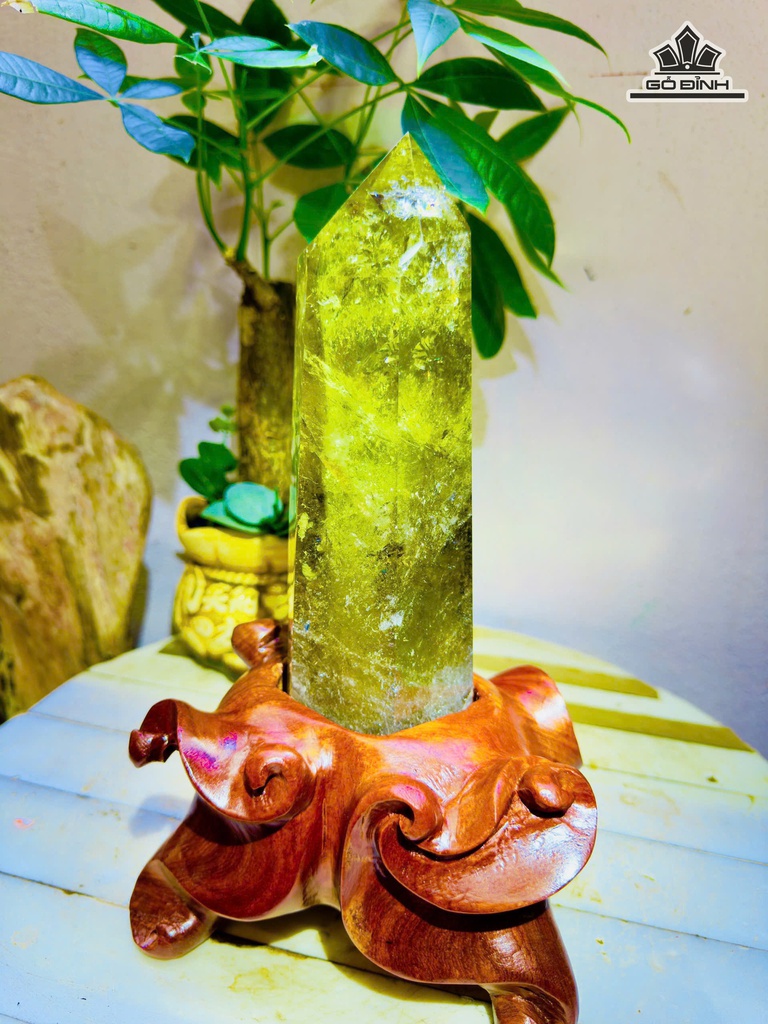 tac-pham-da-thach-anh-vang-cao-27-ngang-7-cm-215kg-luon-de-473152