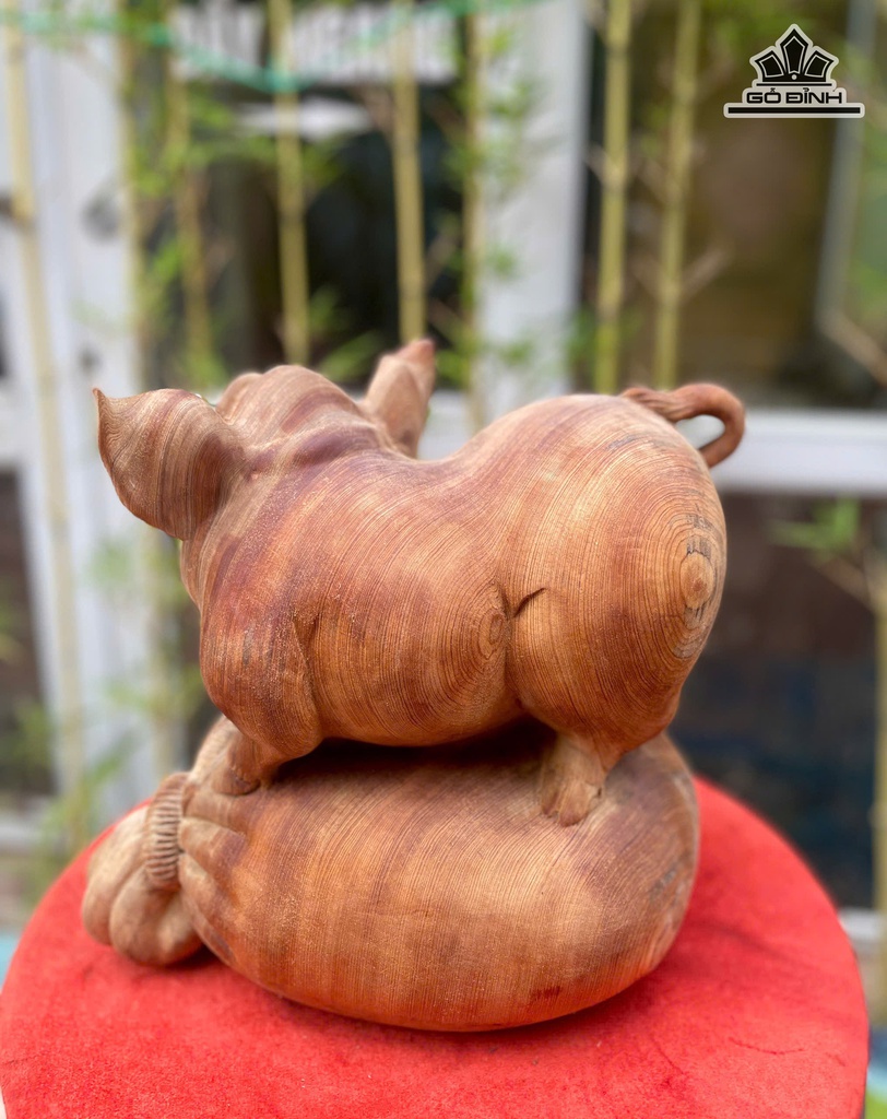 tuong-heo-go-ngoc-am-cao-26-ngang-30-sau-21-cm-473224