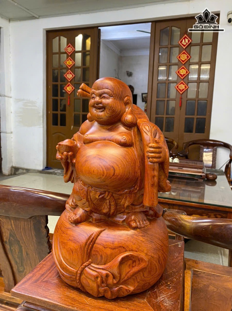 tuong-phat-di-lac-vac-bi-tien-vang-go-huong-cao-40-ngang-24-sau-21-cm-473319