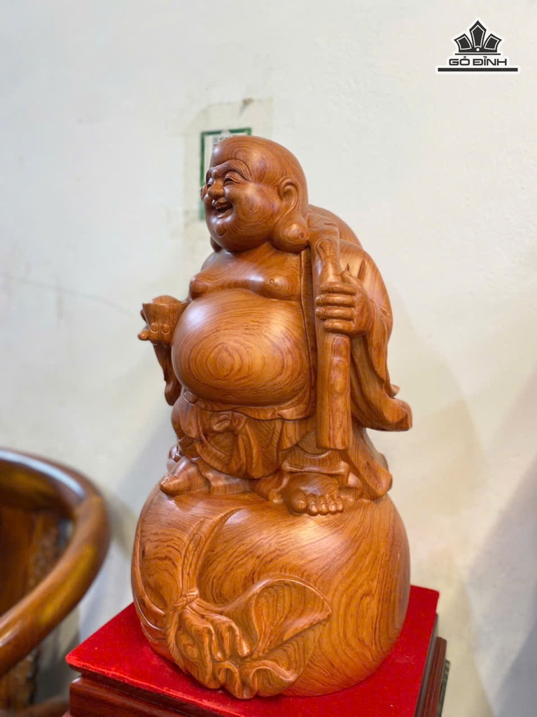 tuong-phat-di-lac-vac-bi-tien-vang-go-huong-cao-60-ngang-34-sau-32-cm-473328