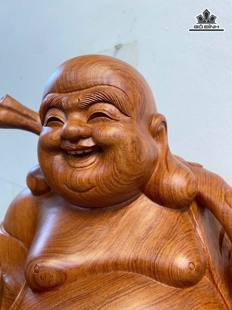 tuong-phat-di-lac-vac-bi-tien-vang-go-huong-cao-60-ngang-34-sau-32-cm-473330