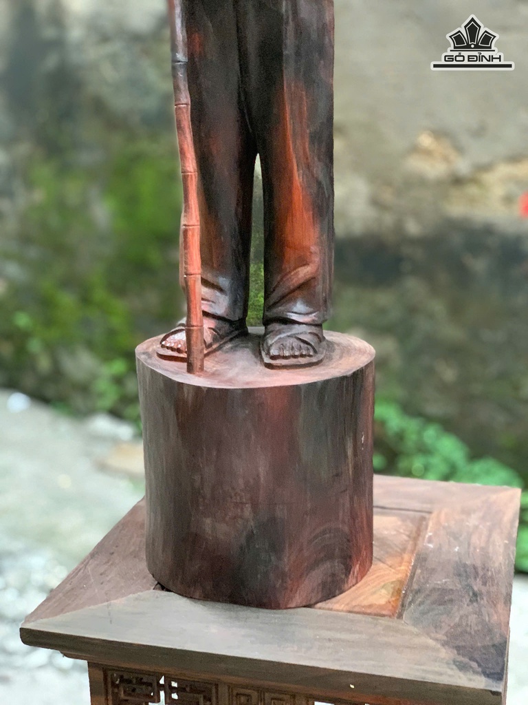 tuong-bac-ho-chi-minh-go-trac-cao-65-ngang-17-sau-16-cm-473376
