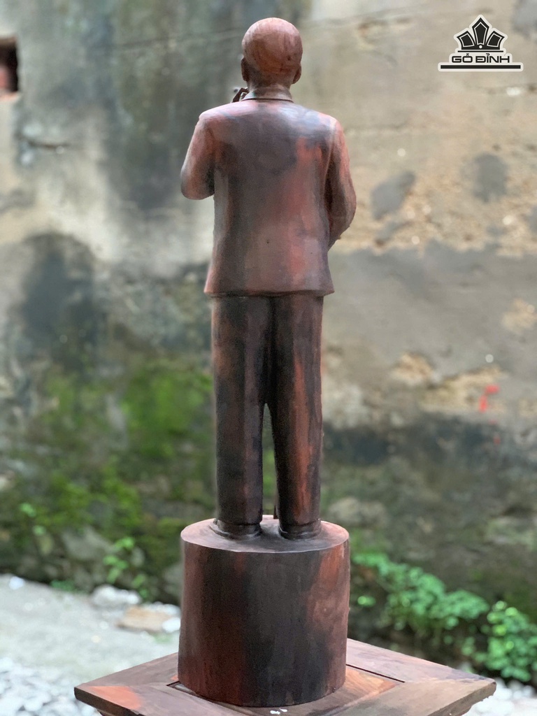 tuong-bac-ho-chi-minh-go-trac-cao-65-ngang-17-sau-16-cm-473380
