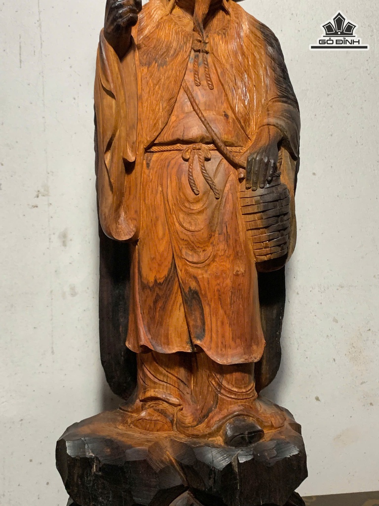 tuong-khuong-tu-nha-go-trac-cao-61-ngang-21-sau-17-cm-92kg-473411